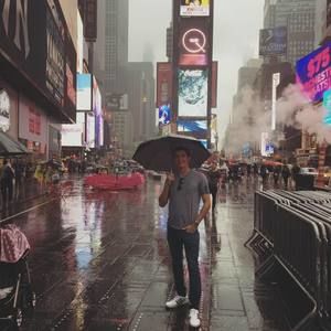 Meet your Posher, Casey